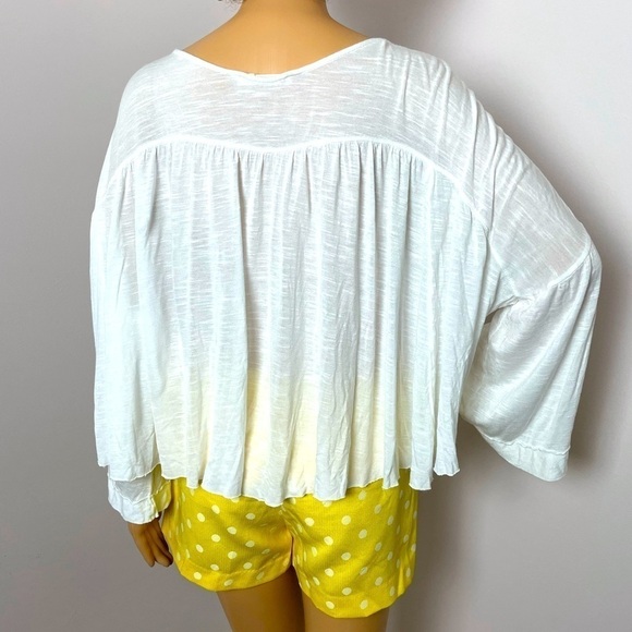 Hazel Boho Bell Sleeve Blouse – White, Geometric Detail – Size Small - Picture 5 of 11